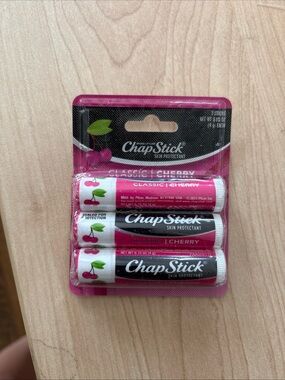 ChapStick Classic Cherry Lip‎ Balm 3-Pack
